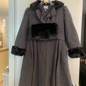 Girls Rothschild Gray Wool Coat, size 12